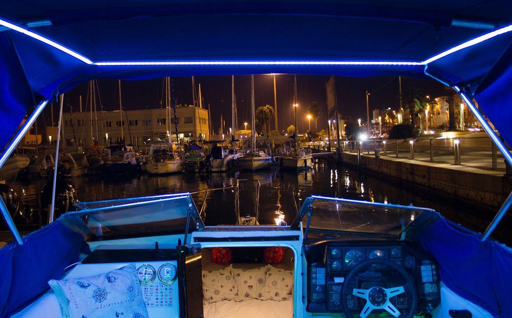 Boat & Breakfast Botel
